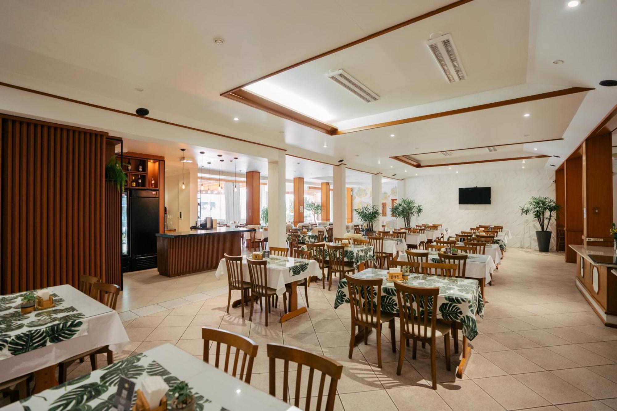 Hotel Prata Villaggio Nova Prata Eksteriør billede